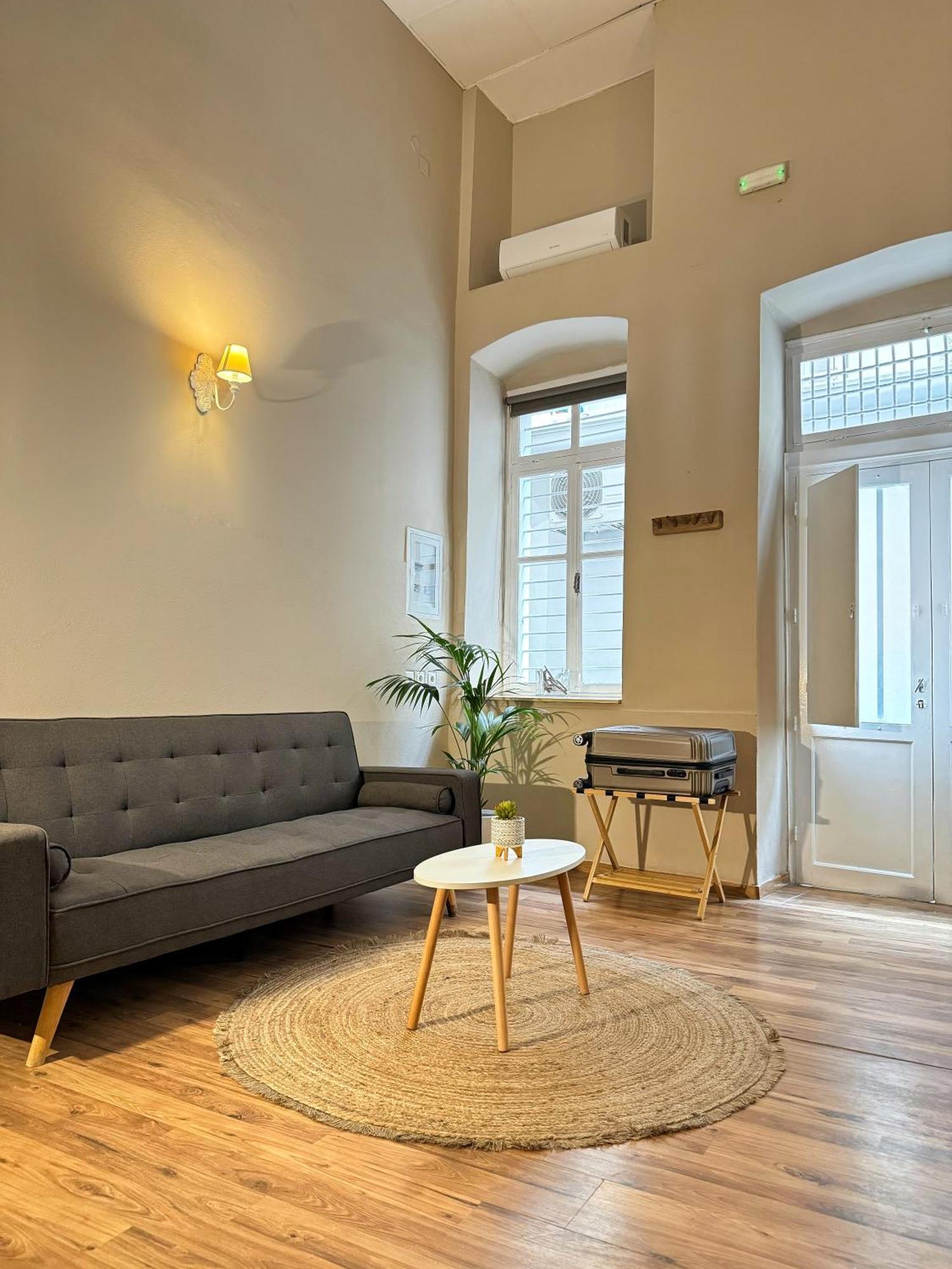 Opora Apartment Ermoupoli Bagian luar foto